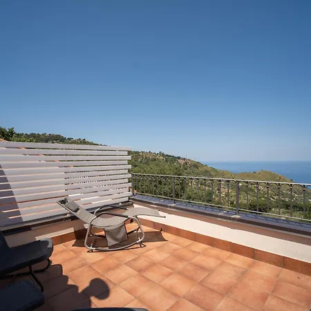 ヴィラ Breathtaking Sea Views & Jacuzzi In