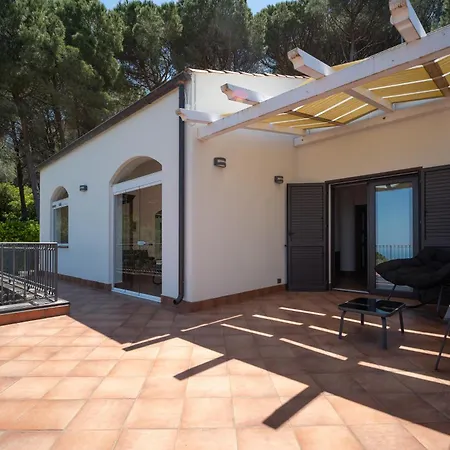 Breathtaking Sea Views & Jacuzzi In Villa Cefalù