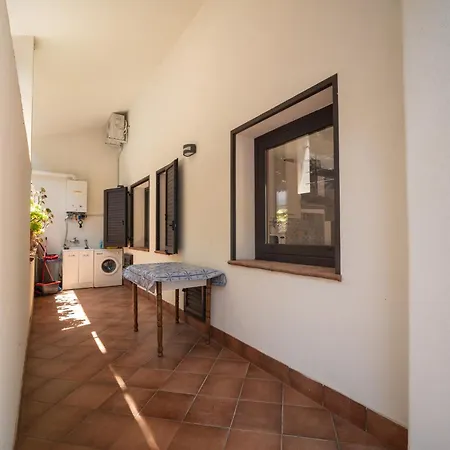 Breathtaking Sea Views & Jacuzzi In Villa Cefalù