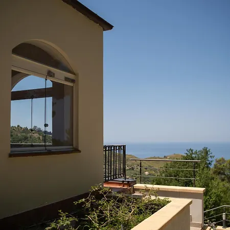 ヴィラ Breathtaking Sea Views & Jacuzzi In *